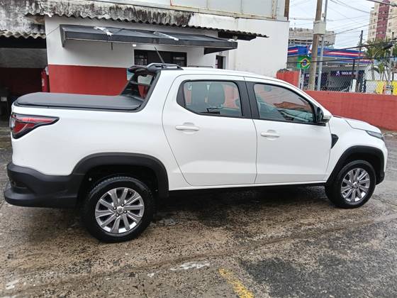 FIAT STRADA 1.3 FIREFLY FLEX FREEDOM CS MANUAL FIAT STRADA 1.3 FIREFLY FLEX FREEDOM CS MANUAL